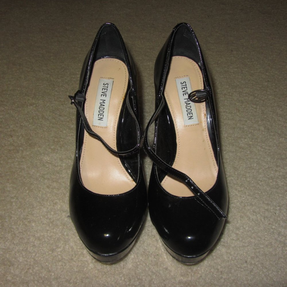 WORN! Steve Madden Platform Pumps